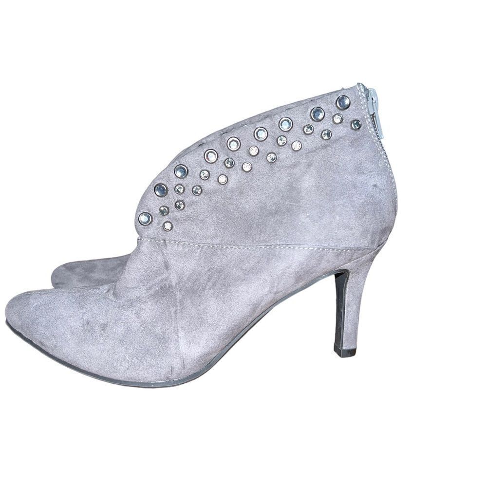 Nicole Grey Faux Suede Studded Ankle Booties Size 6 Back Zip Stiletto Heel Boho
